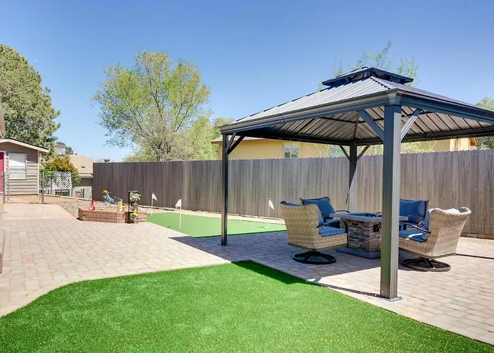 Putting & Patio: Ferienhaus *